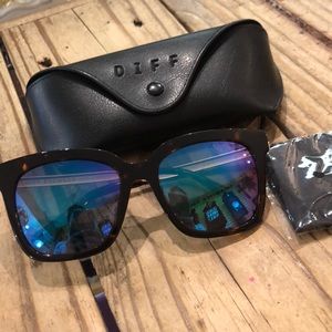 Barely worn Diff Sunglasses
